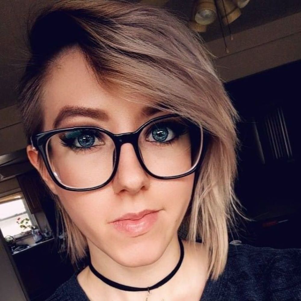 Meet your Posher, Gabriella